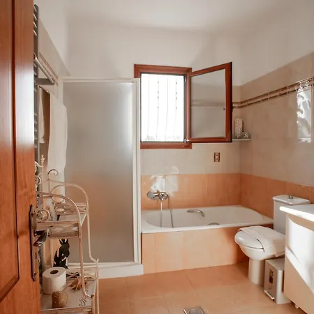 Angela's Escape Apartament *