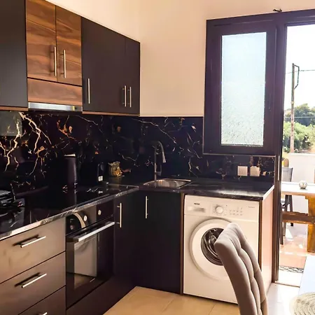 Daire Angela's Escape